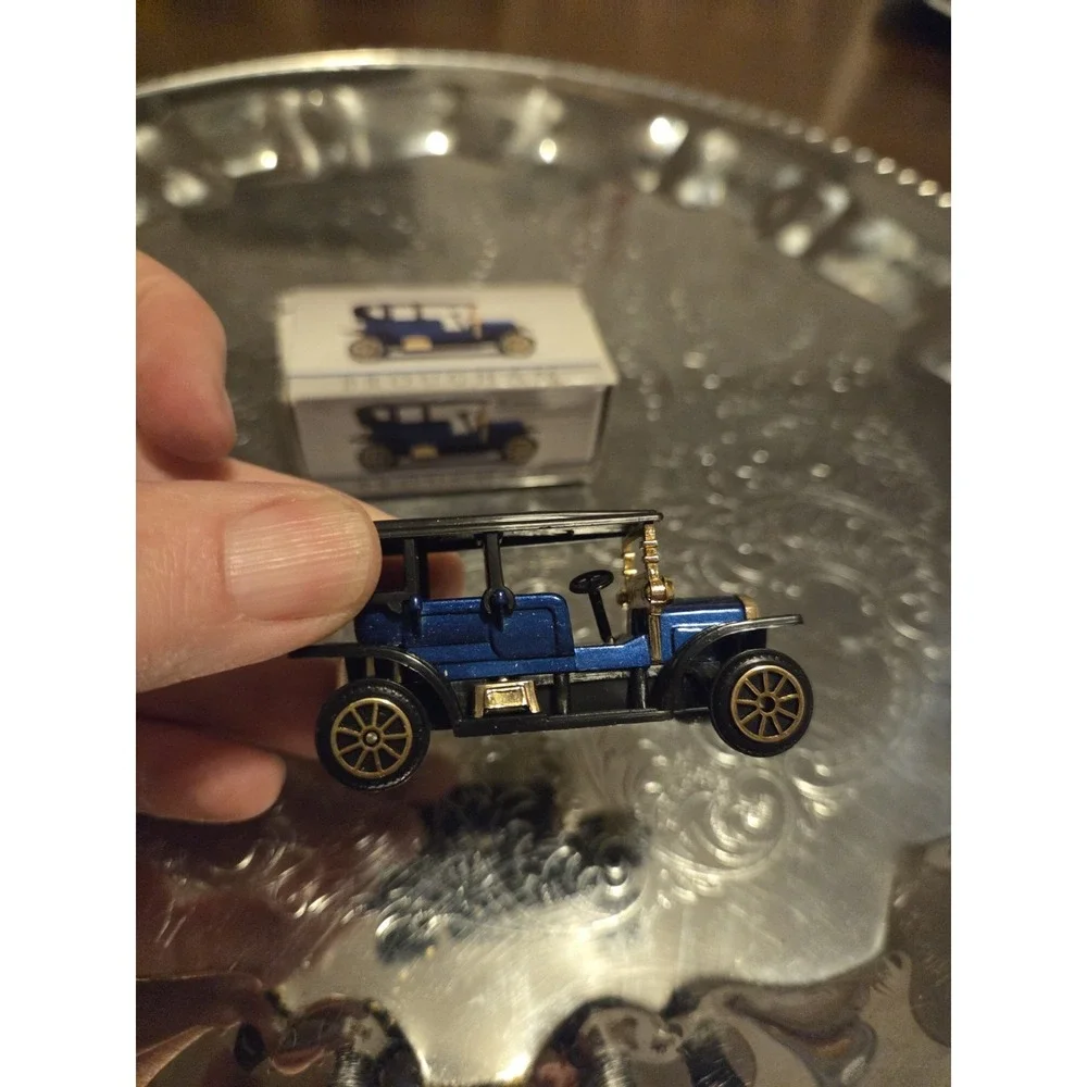 vintage High Speed Mini Die-cast Antique Car Brougham #214 produced as a...